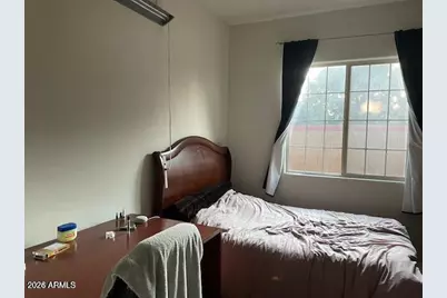 1911 E Horseshoe Drive, Chandler, AZ 85249 - Photo 16