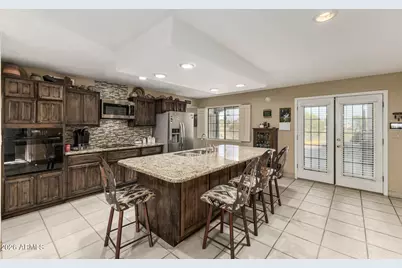 7327 N 181st Avenue, Waddell, AZ 85355 - Photo 10