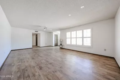 17402 N Lindgren Avenue, Sun City, AZ 85351 - Photo 2