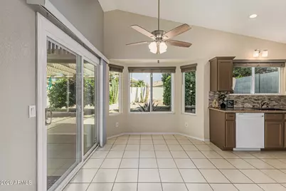 10728 W Irma Lane, Peoria, AZ 85373 - Photo 12