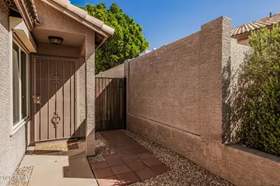10728 W Irma Lane, Peoria, AZ 85373 - Photo 4
