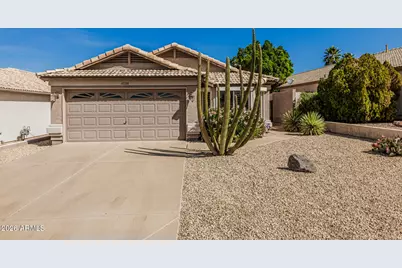 10728 W Irma Lane, Peoria, AZ 85373 - Photo 2