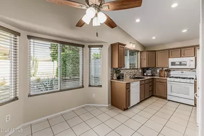 10728 W Irma Lane, Peoria, AZ 85373 - Photo 14