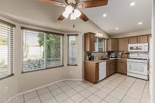 10728 W Irma Ln, Peoria, AZ 85373 - Photo 14