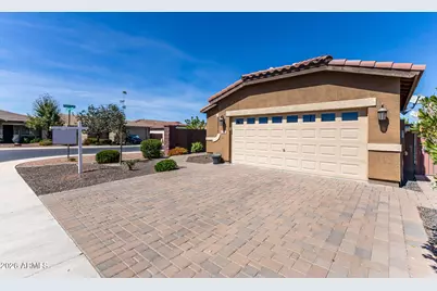 510 W Cucumber Tree Avenue, San Tan Valley, AZ 85140 - Photo 2