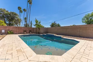 223 E Concorda Dr, Tempe, AZ 85282 - Photo 32