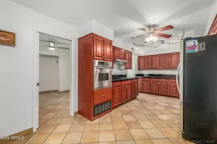 223 E Concorda Dr, Tempe, AZ 85282 - Photo 10