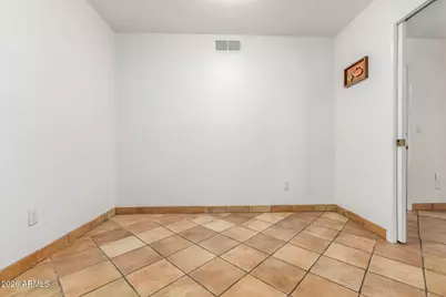 223 E Concorda Drive, Tempe, AZ 85282 - Photo 14