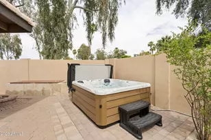 601 W Gibraltar Ln, Phoenix, AZ 85023 - Photo 16