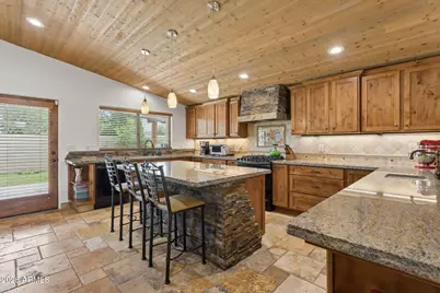 601 W Gibraltar Lane, Phoenix, AZ 85023 - Photo 16