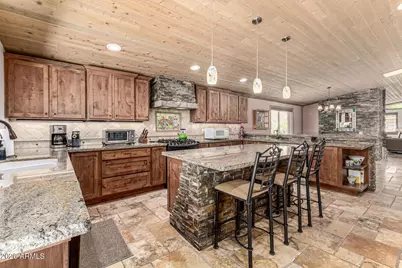 601 W Gibraltar Lane, Phoenix, AZ 85023 - Photo 10