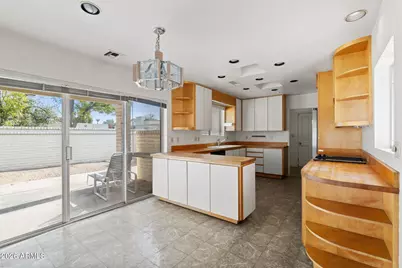 114 E San Miguel Avenue, Phoenix, AZ 85012 - Photo 16