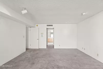 114 E San Miguel Avenue, Phoenix, AZ 85012 - Photo 38