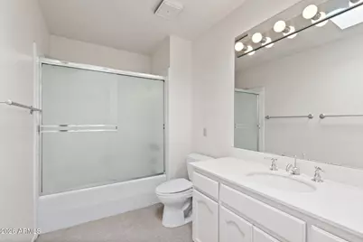 114 E San Miguel Avenue, Phoenix, AZ 85012 - Photo 28