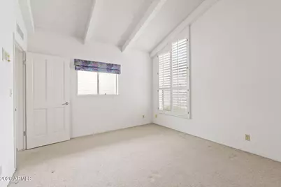 114 E San Miguel Avenue, Phoenix, AZ 85012 - Photo 30