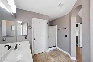 3165 E Desert Ln, Gilbert, AZ 85234 - Photo 24