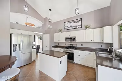 3165 E Desert Lane, Gilbert, AZ 85234 - Photo 10