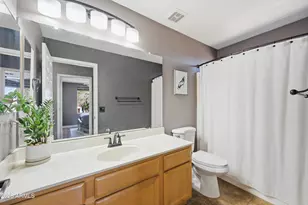 3165 E Desert Ln, Gilbert, AZ 85234 - Photo 18