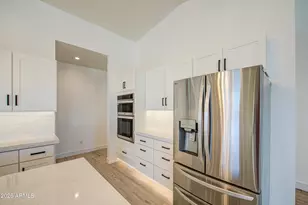 2645 E Fairmount Ave, Phoenix, AZ 85016 - Photo 20