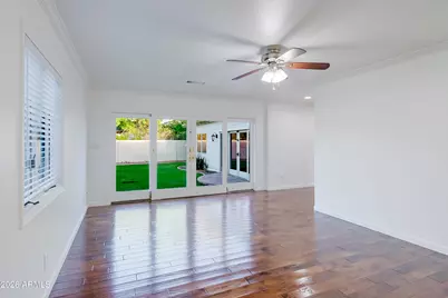 5328 E Pinchot Avenue, Phoenix, AZ 85018 - Photo 8