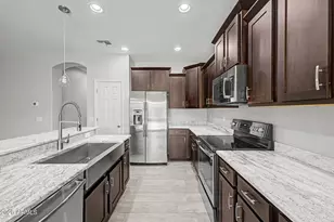 1347 W Spine Tree Ave, San Tan Valley, AZ 85140 - Photo 6