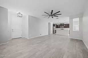 1347 W Spine Tree Ave, San Tan Valley, AZ 85140 - Photo 2