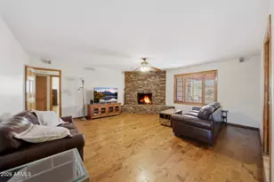 9037 N Arroya Grande Dr, Phoenix, AZ 85028 - Photo 20