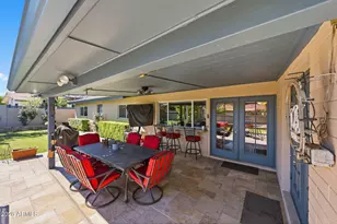 9037 N Arroya Grande Dr, Phoenix, AZ 85028 - Photo 10