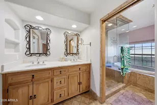 9037 N Arroya Grande Dr, Phoenix, AZ 85028 - Photo 16