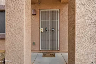 1704 E Renegade Trail, San Tan Valley, AZ 85143 - Photo 4