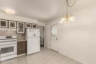 18410 N 94th Ave, Sun City, AZ 85373 - Photo 10