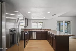 8652 W Heatherbrae Dr, Phoenix, AZ 85037 - Photo 12