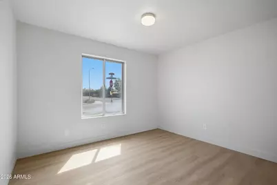 8652 W Heatherbrae Drive, Phoenix, AZ 85037 - Photo 22