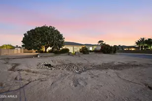 5586 W Rock Ct, San Tan Valley, AZ 85144 - Photo 42