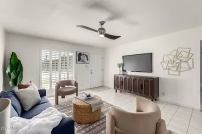 8241 N Central Avenue #5, Phoenix, AZ 85020 - Photo 1