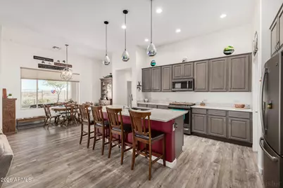 4529 W Loma Verde Avenue, Eloy, AZ 85131 - Photo 4