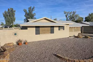 12643 N 111th Ave, Sun City, AZ 85351 - Photo 2