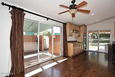 5426 S Lighthouse Lane, Tempe, AZ 85283 - Photo 10