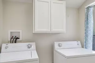 10207 W Palmer Dr, Sun City, AZ 85351 - Photo 12