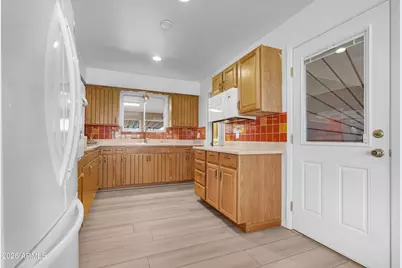 5437 E Butte Street, Mesa, AZ 85205 - Photo 16