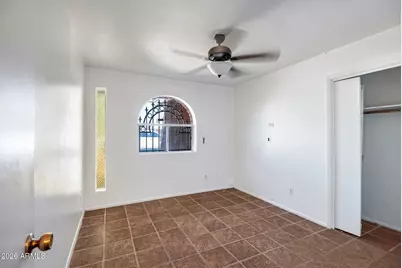 6433 W Catalina Drive, Phoenix, AZ 85033 - Photo 18