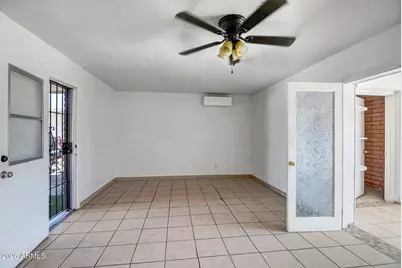 6433 W Catalina Drive, Phoenix, AZ 85033 - Photo 10