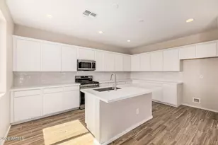 46825 W Crescent Moon Dr, Maricopa, AZ 85139 - Photo 4