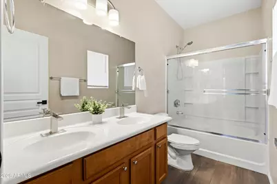 380 E Mountain View Road, San Tan Valley, AZ 85143 - Photo 10