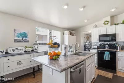 2140 E Michigan Avenue #8, Phoenix, AZ 85022 - Photo 10
