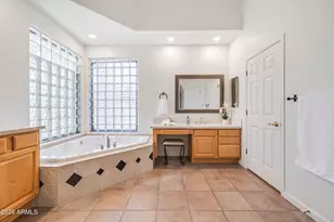 2687 E Arrowhead Trail, Gilbert, AZ 85297 - Photo 18
