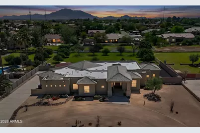 2687 E Arrowhead Trail, Gilbert, AZ 85297 - Photo 2