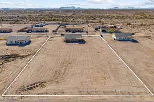 445 S 310th Dr, Buckeye, AZ 85326 - Photo 2