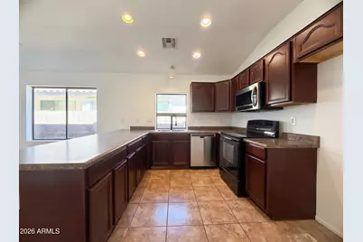 38060 N Bonnie Lane, San Tan Valley, AZ 85140 - Photo 2