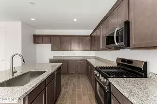 46855 W Crescent Moon Dr, Maricopa, AZ 85139 - Photo 12